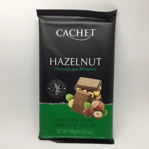Шоколад CACHET молочный 32% какао с целым фундуком